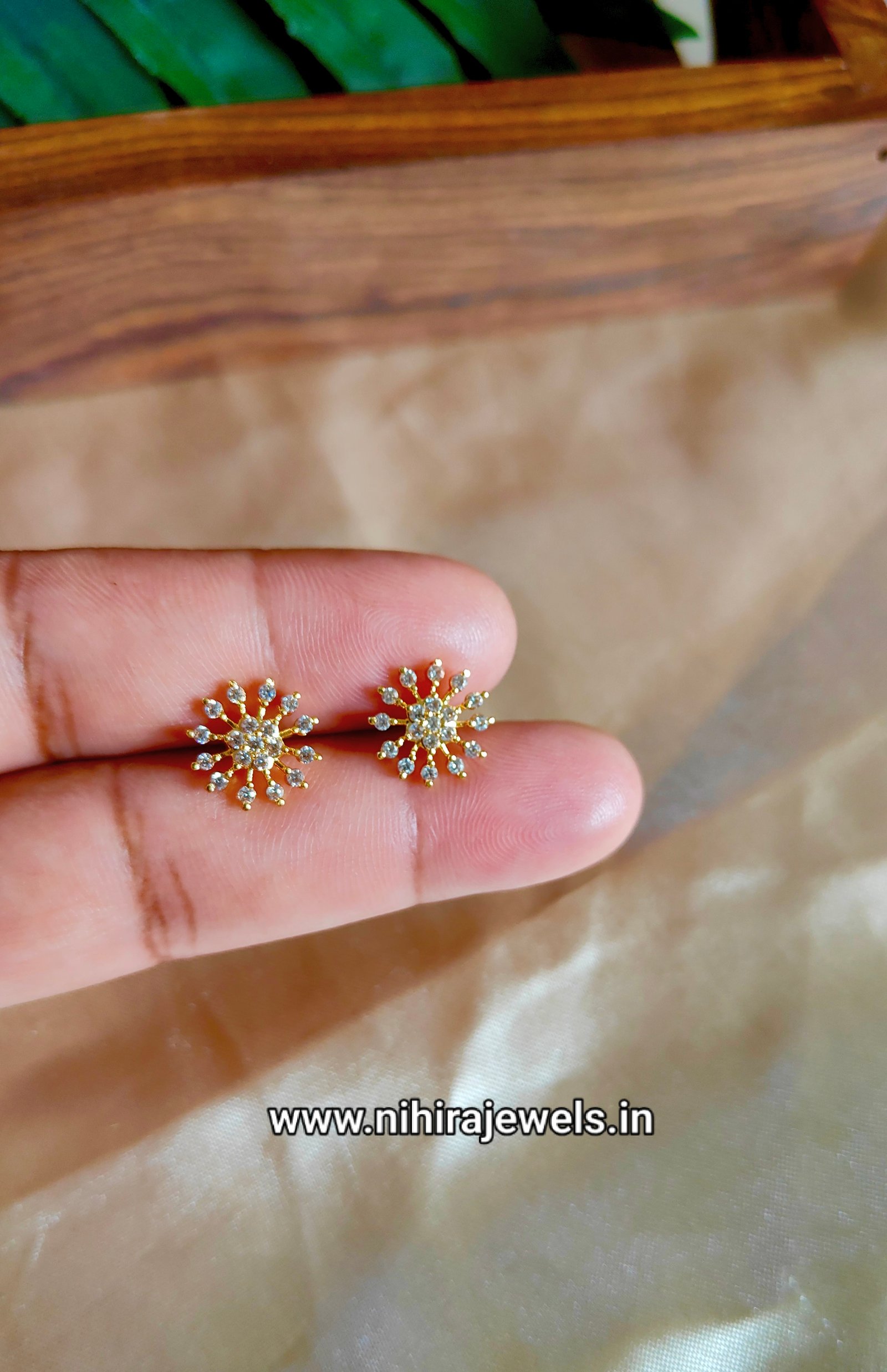 Manju Nosepin Design 2 (1 pair)